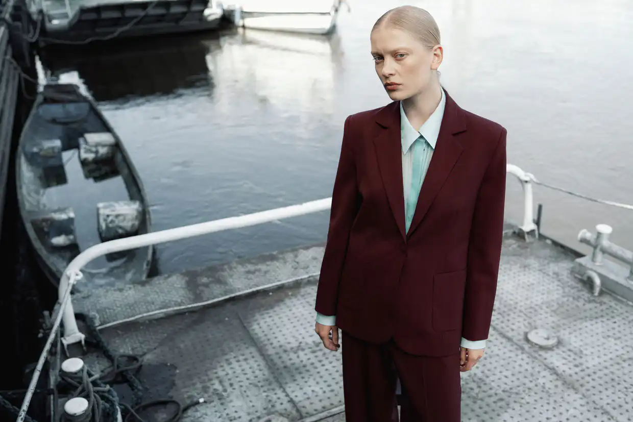 Burgundy tailored wool blazer by FUSSÉT - Image 8