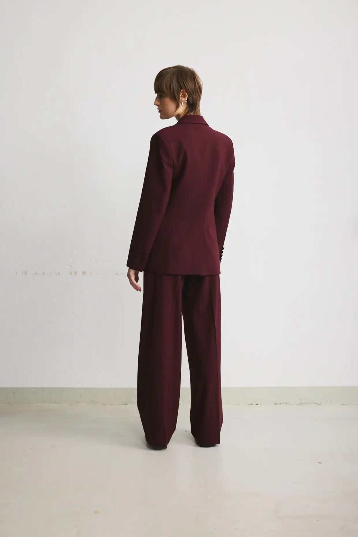 Burgundy tailored wool blazer by FUSSÉT - Image 3