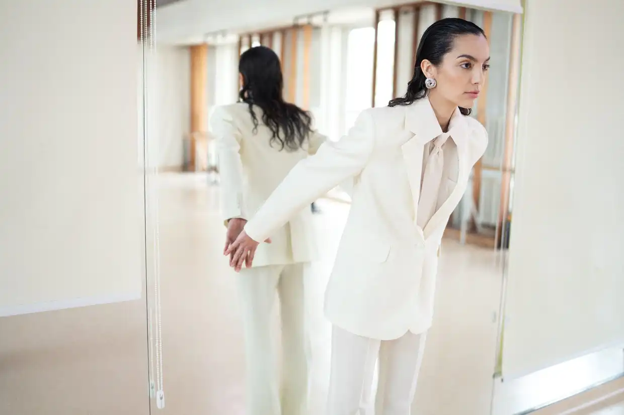 Cream tailored wool Fussetka blazer - Image 7